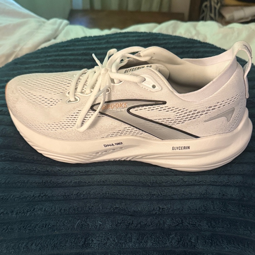 Brooks White and Gray Athletic Shoes